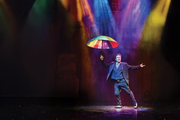 Living Magazines Cirque comp