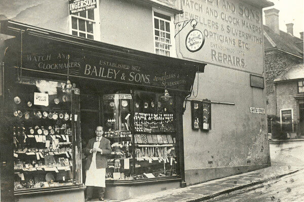 Living Magazines Bailey & Sons Castle Street