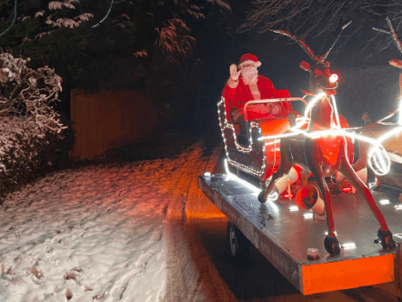 Living Magazines Berkhamsted Santa’s Sleigh