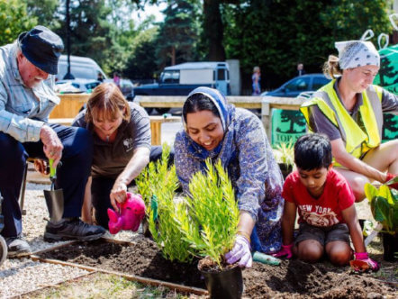 Living Magazines RHS Community Gardens