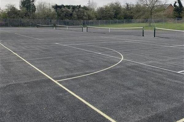 Living Magazines Cupid Green tennis-and-netball-courts