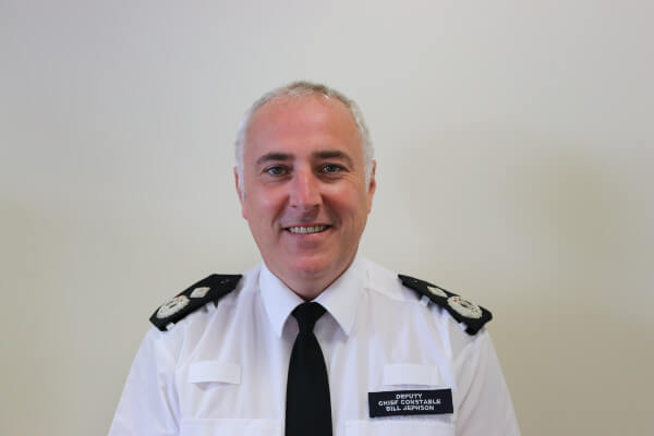 Living Magazines DCC Bill Jephson c Hertfordshire Constabulary