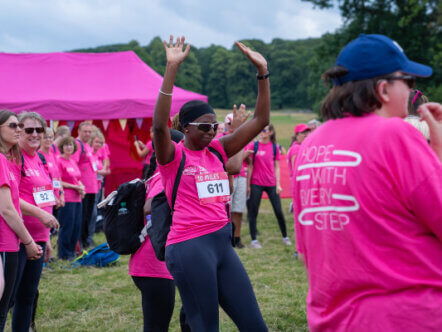 Donna Fraser at Chatsworth House Pink Ribbon Walk