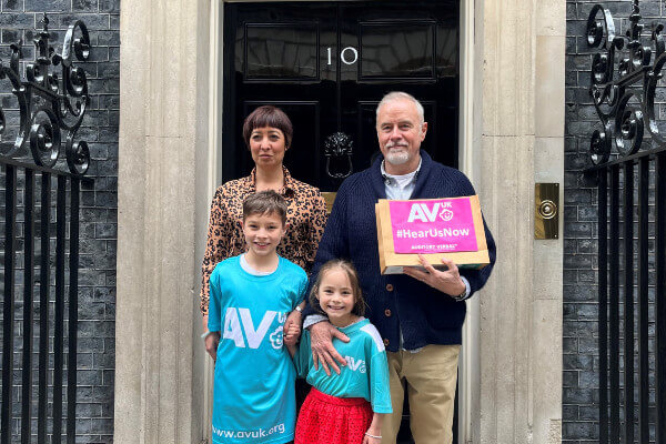 Living Magazines Grimer family at No10