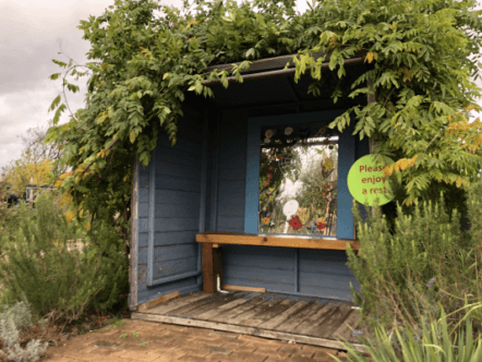 Living Magazines Lindengate Seating 201020