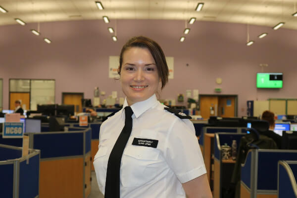 Living Magazines Herts Police Force Communications Room Supt Usher