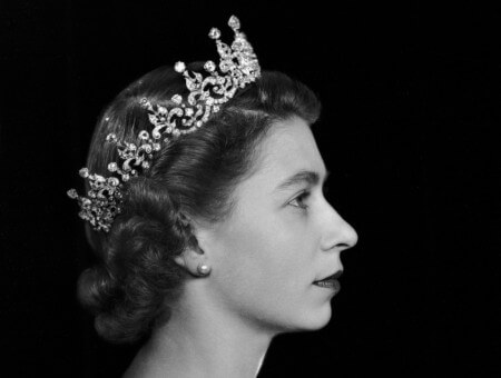 Living Magazines Queen Elizabeth II