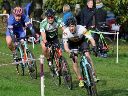 Living Magazines Berkhamsted CC Ride with the Pros