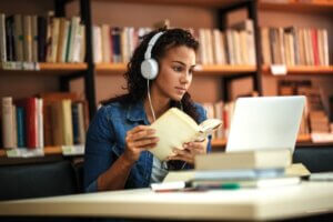 Student Study - AdobeStock_168858105