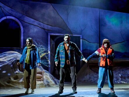 The Beekeeper of Aleppo production shot