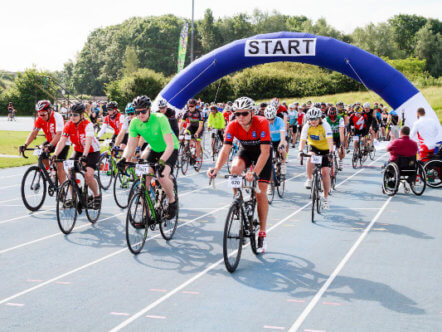 Living Magazines Tour de Vale Start Line