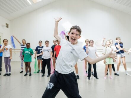 Tring Park School Musical Theatre & Music Holiday Course Aug 25