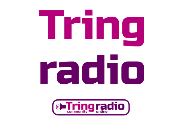 Living Magazines Tring Radio logo