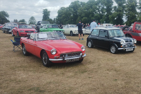 Vintage Vehicle Rally at Leighton Buzzard Railway