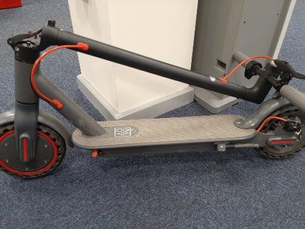 Living Magazines e-scooter