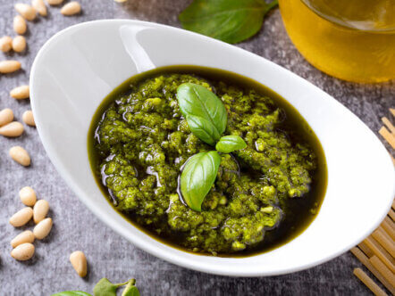 homemade pesto sauce
