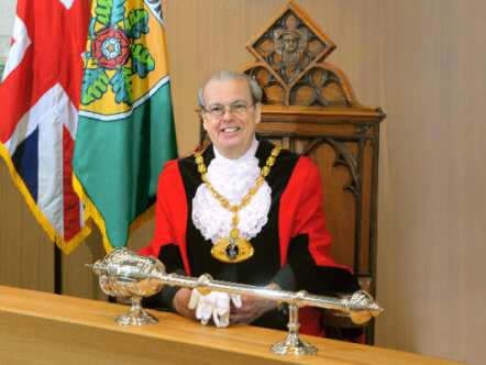 Living Magazines mayor-of-dacorum-cllr-riddick