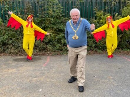 Living Magazines mayor-takes-part-in-your-town